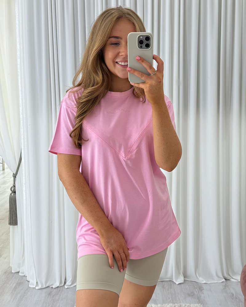 Everyday Oversized Breastfeeding Tshirt Bubblegum