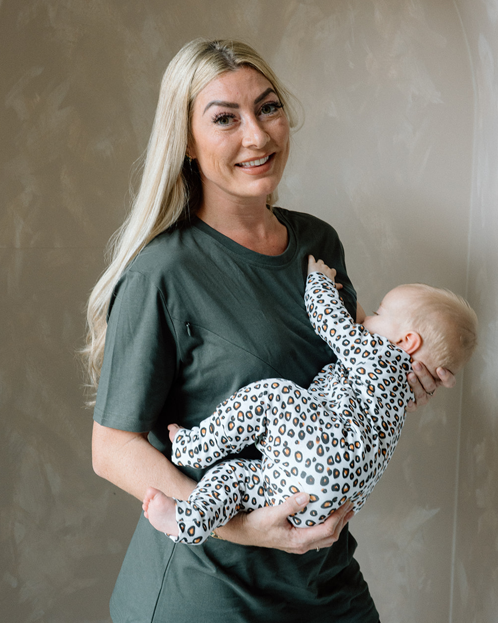 Everyday Regular Fit Breastfeeding Tshirt Evergreen