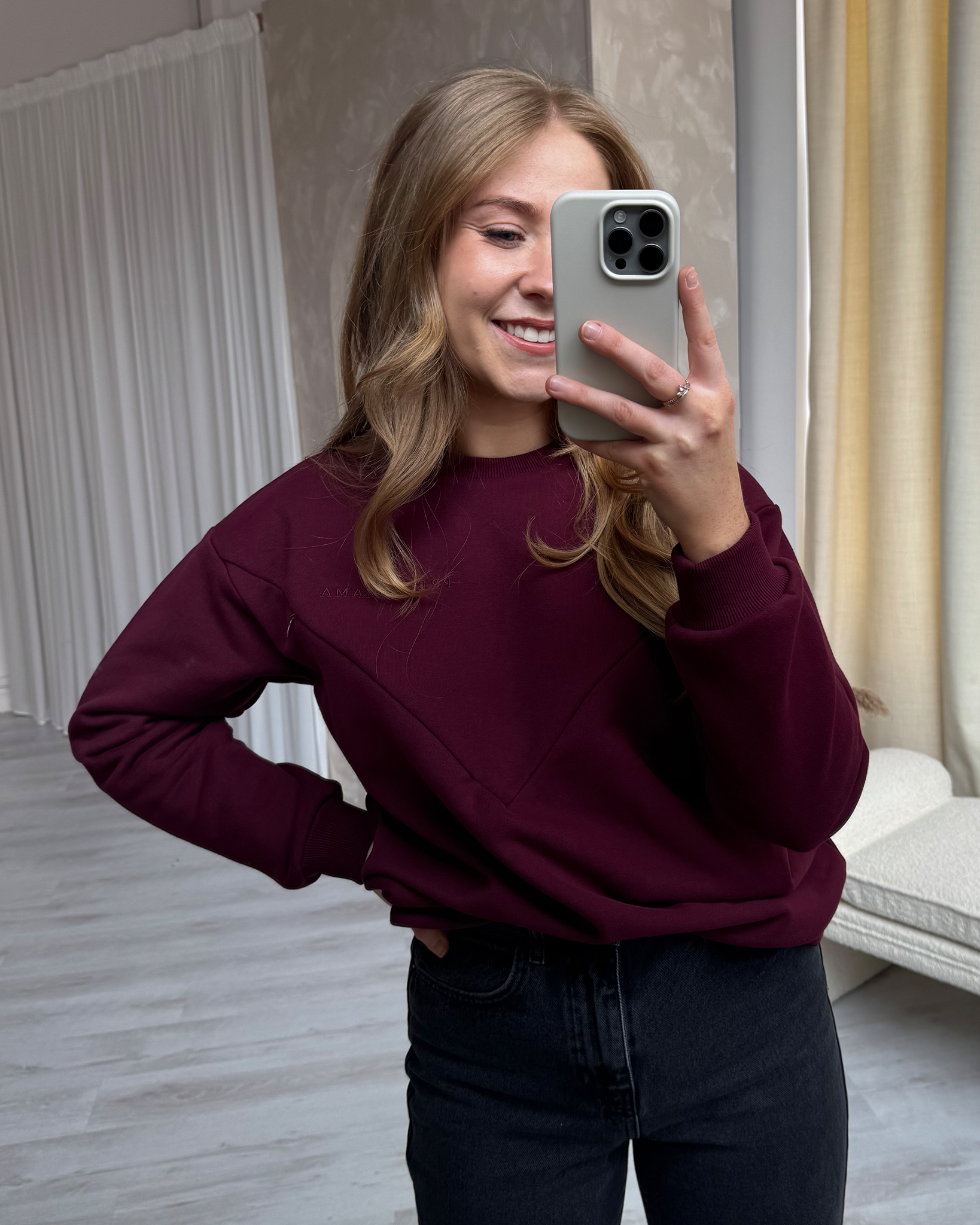 Essential Oversized Breastfeeding Sweatshirt