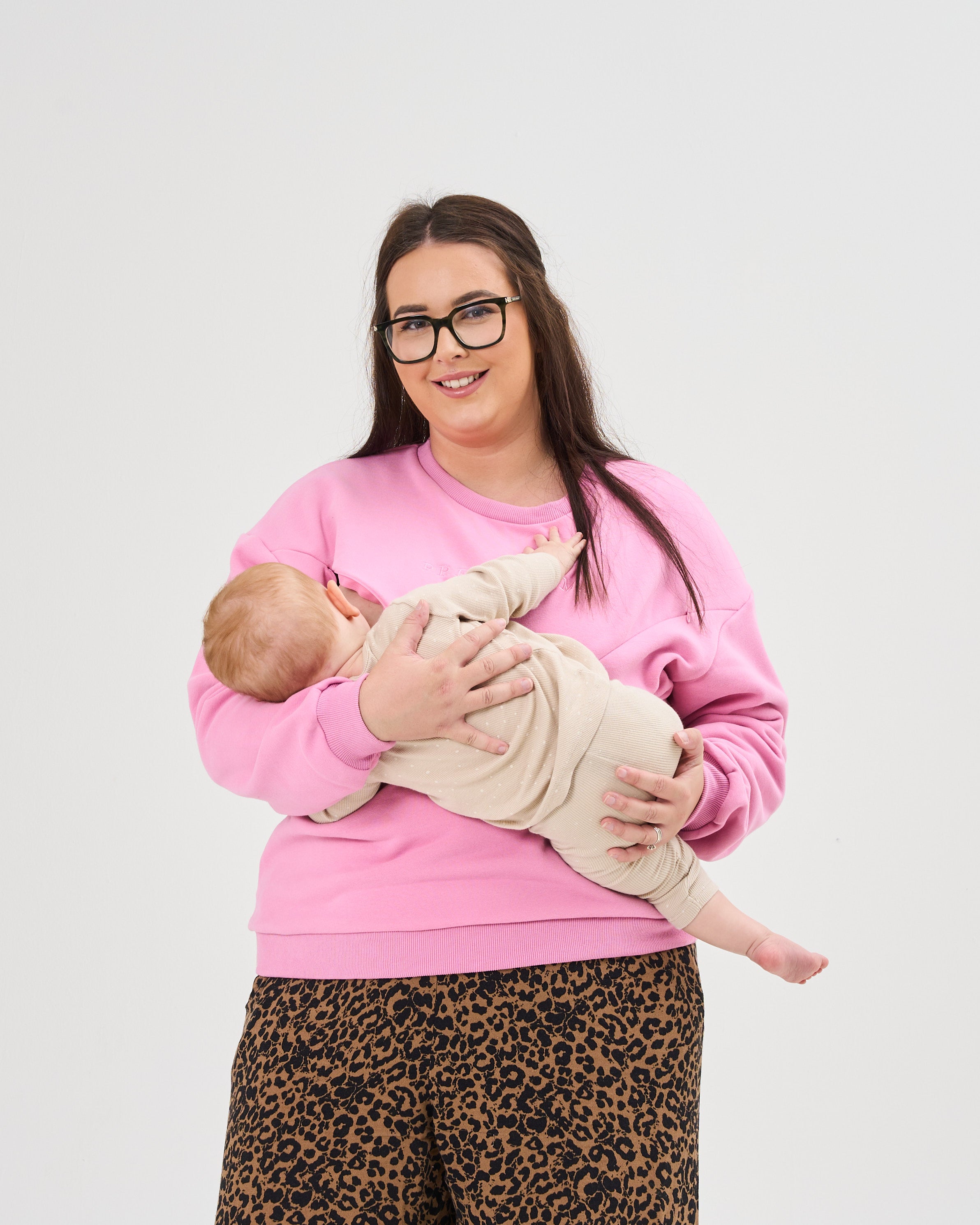 Essential Oversized Breastfeeding Sweatshirt Berry